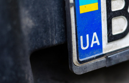 Po Česku stále jezdí desítky tisíc nezaregistrovaných aut z Ukrajiny